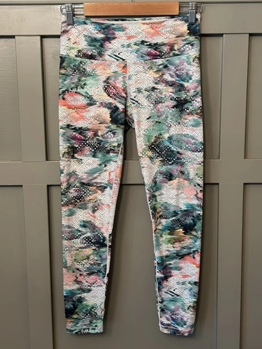 Prana Graceful Pillar Printed Yoga Leggings Activewear Athletic Size Small - Picture 3 of 8